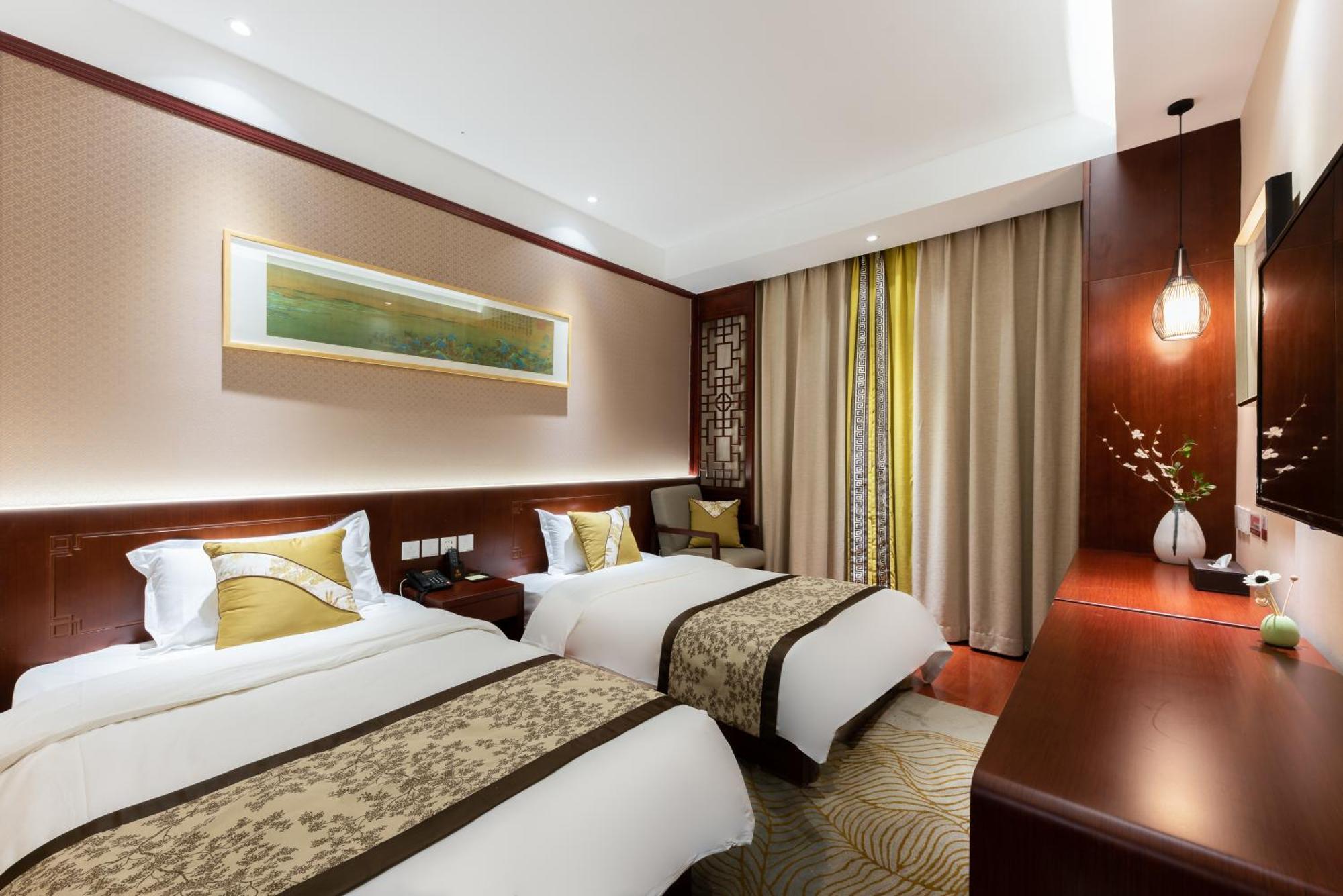 Hotel Chinese Culture Boutique Hotel-tangfu,traditional Chinese Theme,heart Of Beijing,near Forbidden City,tiananmen Square,hutongs,metro Access,free Coffee,tea,laundry 3*