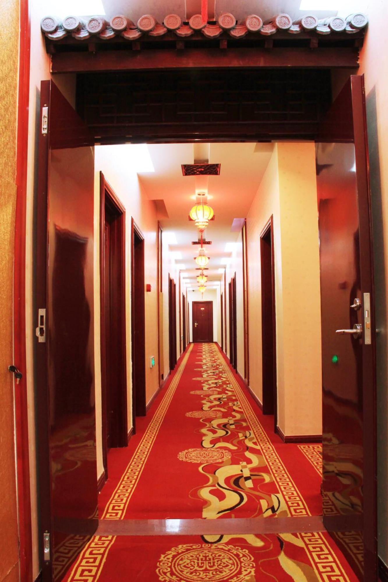 Chinese Culture Boutique Hotel-tangfu,traditional Chinese Theme,heart Of Beijing,near Forbidden City,tiananmen Square,hutongs,metro Access,free Coffee,tea,laundry Hotel