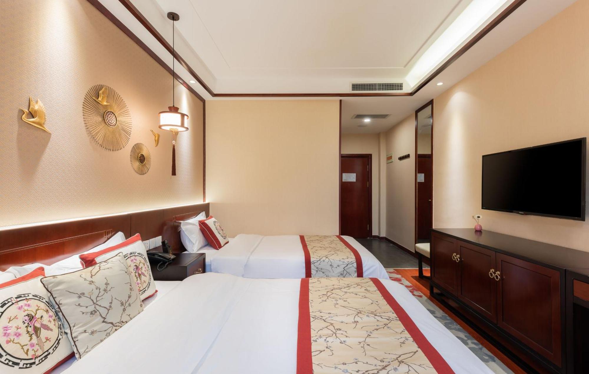 Chinese Culture Boutique Hotel-tangfu,traditional Chinese Theme,heart Of Beijing,near Forbidden City,tiananmen Square,hutongs,metro Access,free Coffee,tea,laundry Hotel 3*