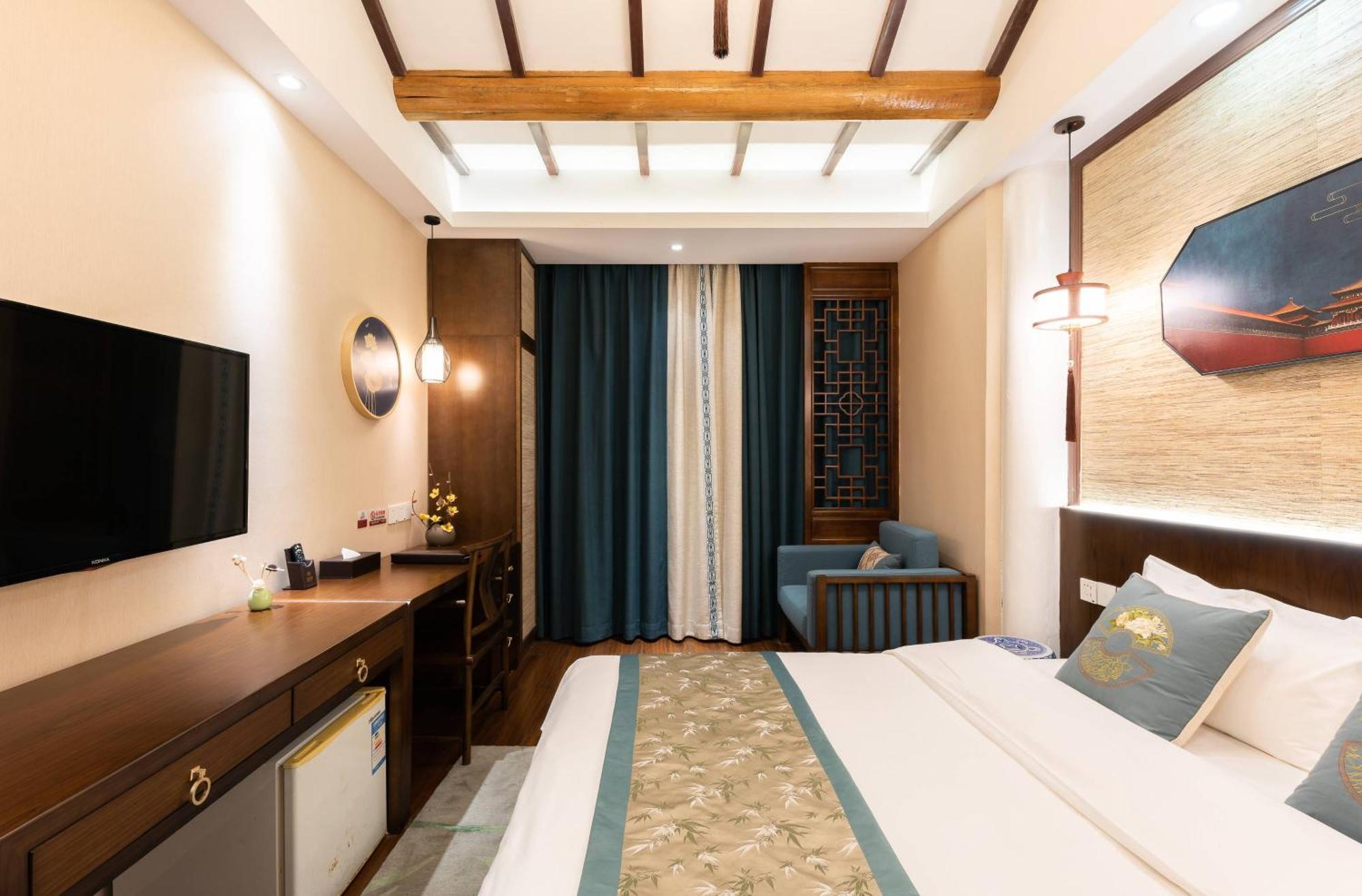 Hotel Chinese Culture Boutique Hotel-tangfu,traditional Chinese Theme,heart Of Beijing,near Forbidden City,tiananmen Square,hutongs,metro Access,free Coffee,tea,laundry 3*