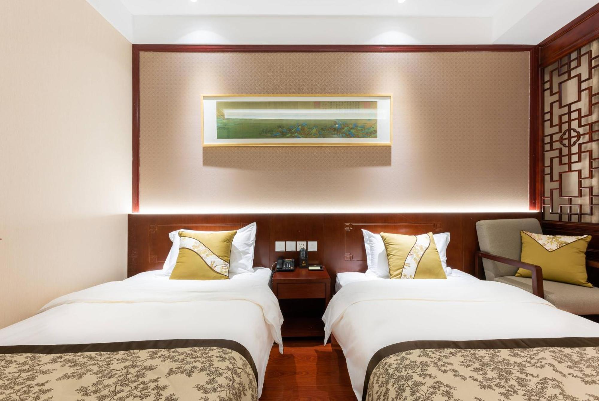 Chinese Culture Boutique Hotel-tangfu,traditional Chinese Theme,heart Of Beijing,near Forbidden City,tiananmen Square,hutongs,metro Access,free Coffee,tea,laundry Hotel Pequim