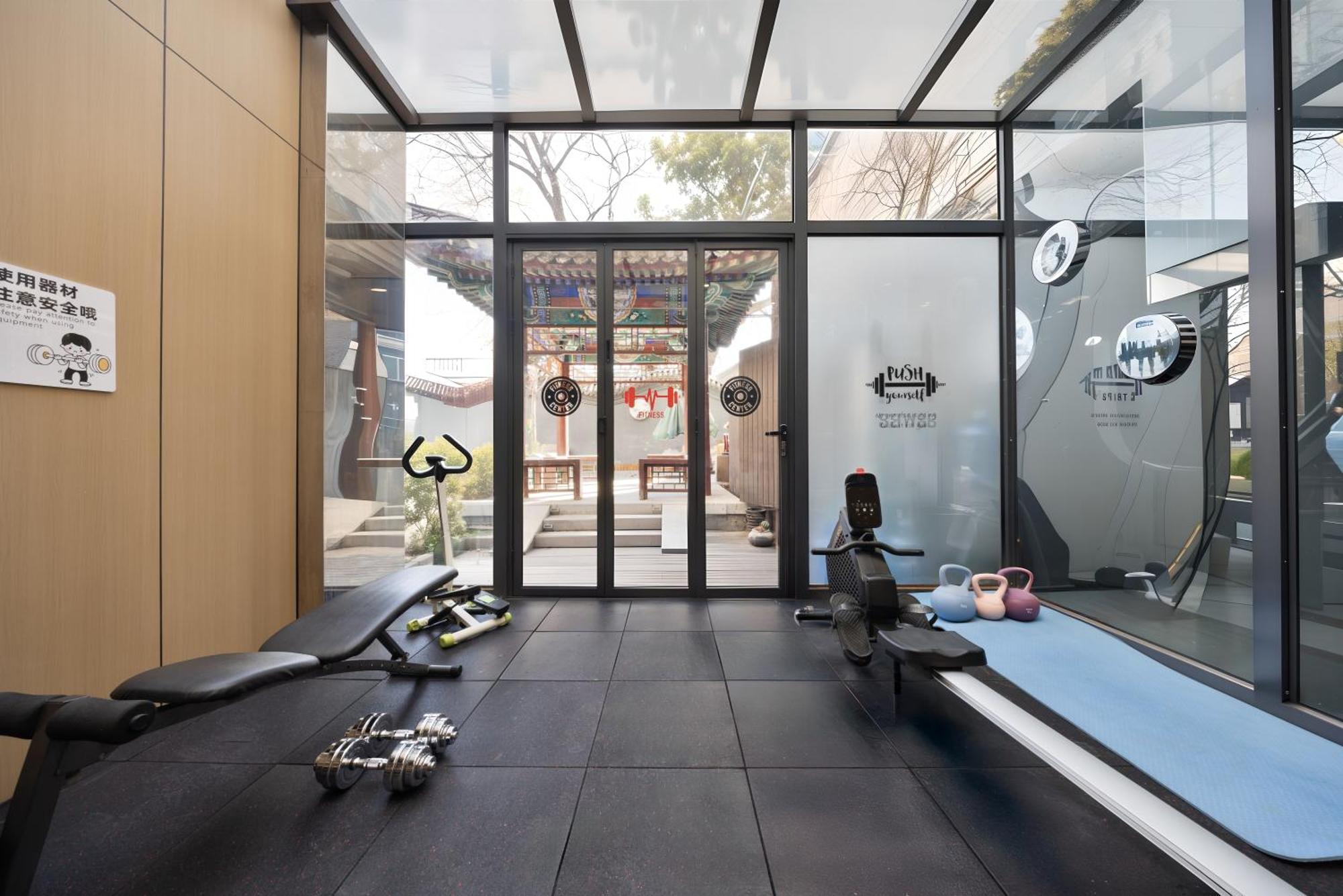 Chinese Culture Boutique Hotel-tangfu,traditional Chinese Theme,heart Of Beijing,near Forbidden City,tiananmen Square,hutongs,metro Access,free Coffee,tea,laundry Pequim