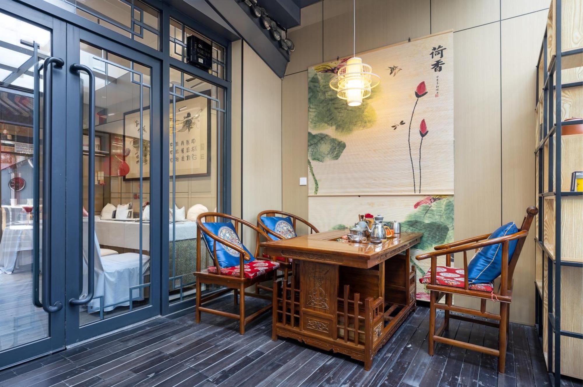 Chinese Culture Boutique Hotel-tangfu,traditional Chinese Theme,heart Of Beijing,near Forbidden City,tiananmen Square,hutongs,metro Access,free Coffee,tea,laundry Hotel 3*